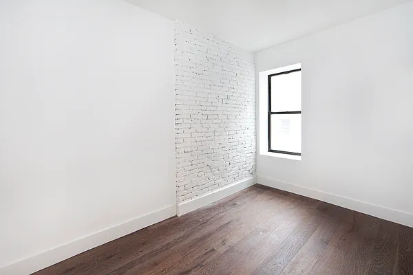 Rented by R New York | media 8
