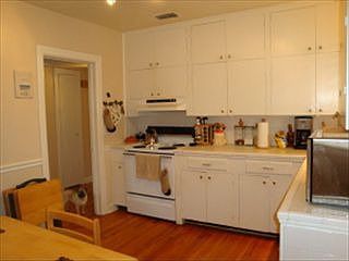 4th image of 1218 Willow Branch Ave