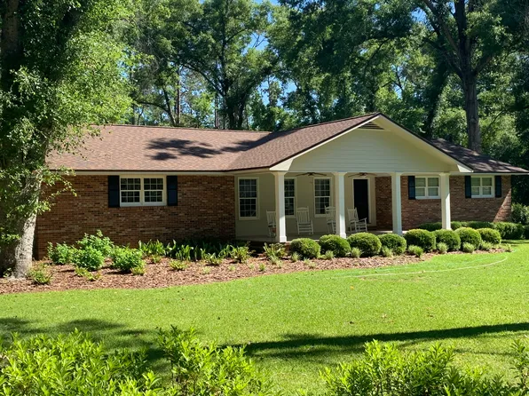 1503 Pineland Dr, Bainbridge, GA 39819