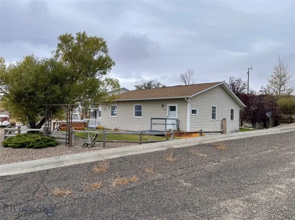 605 W 1st St, Whitehall, MT 59759