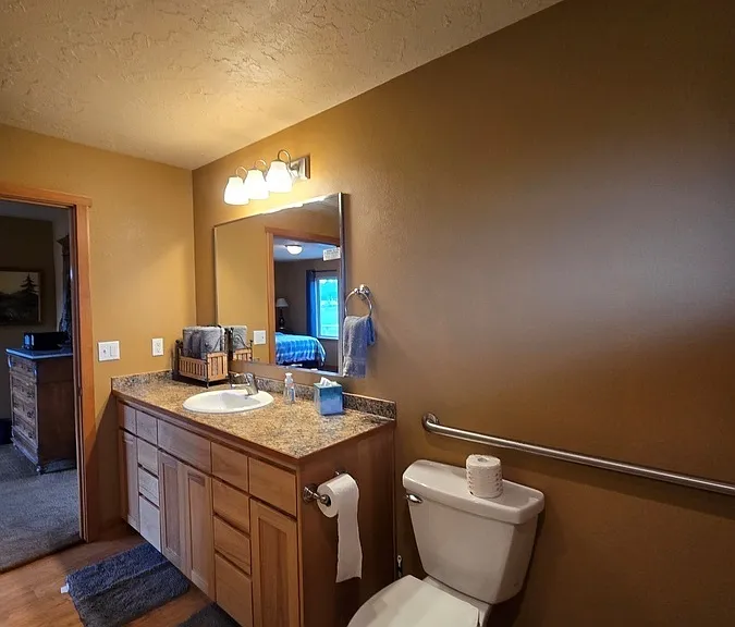 1902 NW Oceania Dr — Photo 28