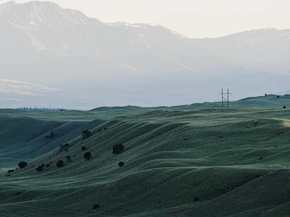 79 Salmon Fly Rd, Pray, MT 59065