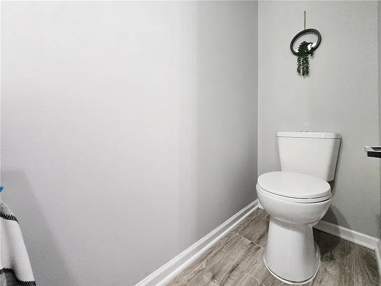 2430 Piering Dr — Photo 19