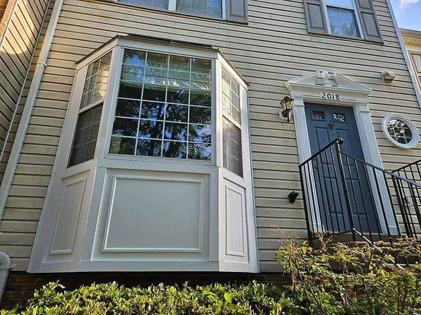 2018 Pawlet Dr, Crofton, MD 21114