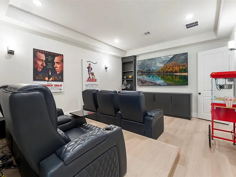 2118 Bennet Ct — Photo 47