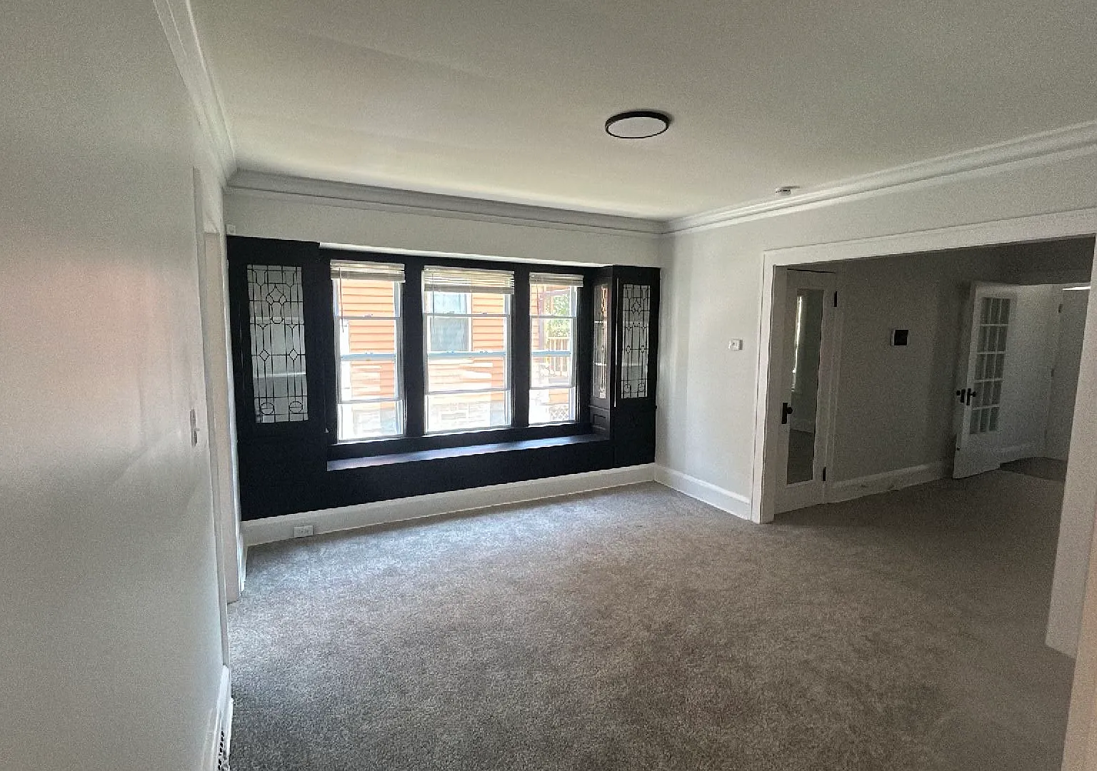 2 bed, 1.0 bath, 750 sqft, $1,300 — Photo 4