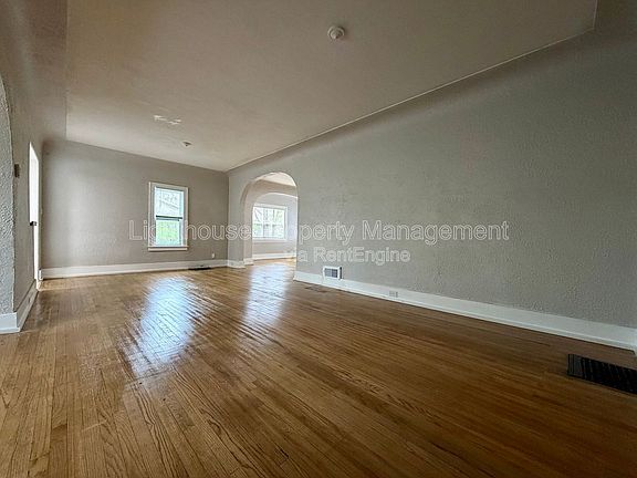 3rd image of 2145 8th St