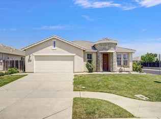 10200 Blossom Ridge Dr, Elk Grove, CA 95757