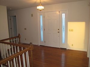 5th image of 121 Windward Dr