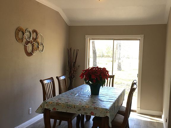 2nd image of 210 Country Wood Dr
