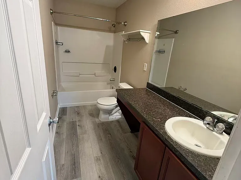 76674 Timbercreek Blvd — Photo 14