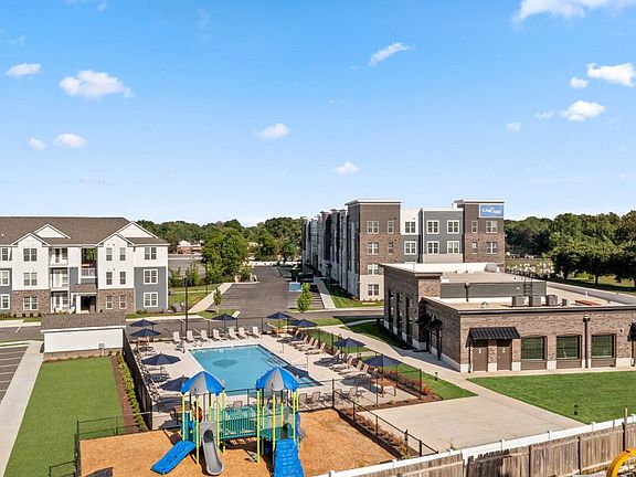 4th image of 4830 Walmsley Blvd #206