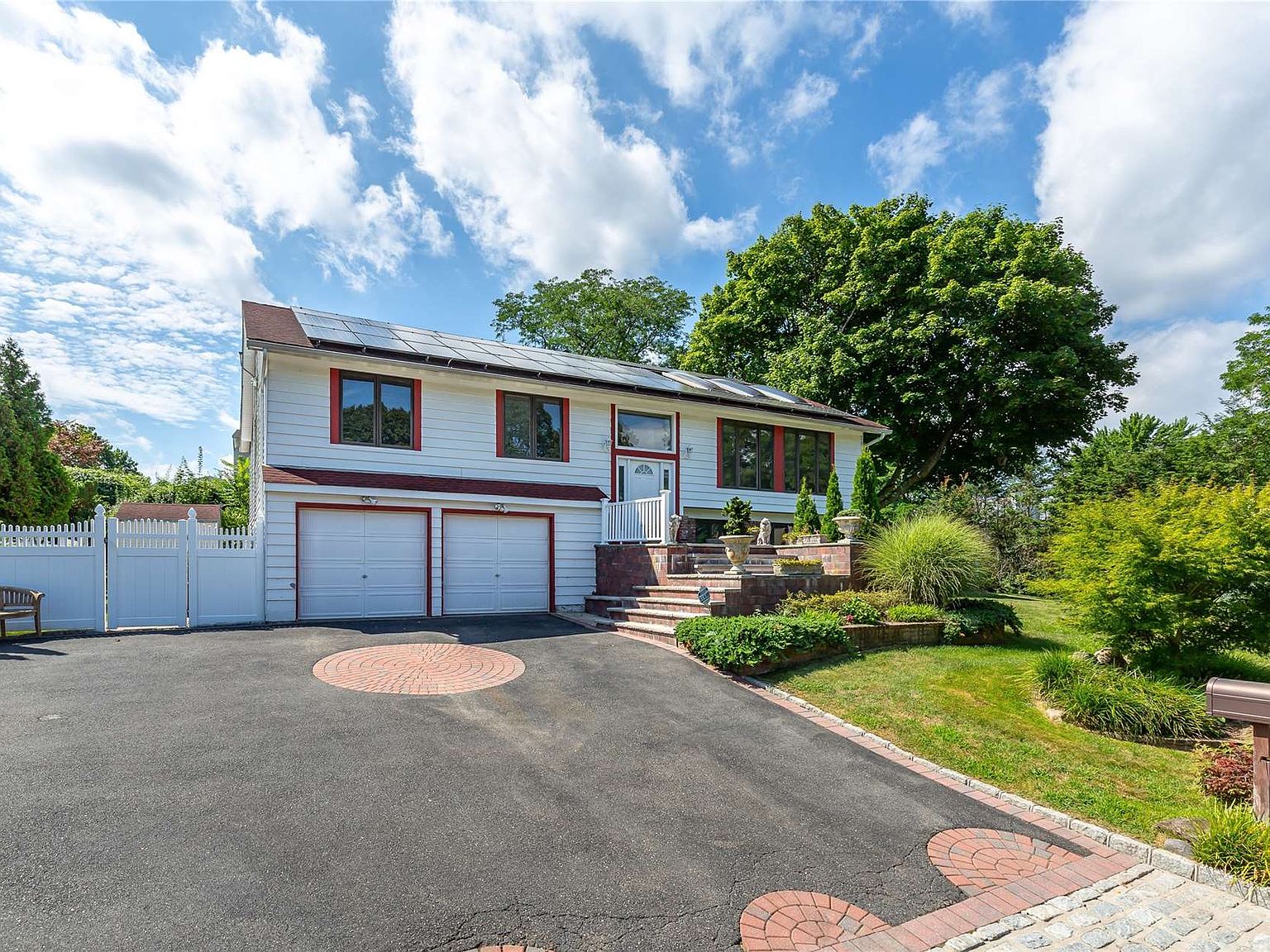 6 Hitching Post Lane, Glen Cove, NY 11542 Zillow