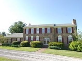 40758 Stoneburner Mill Ln, Lovettsville, VA