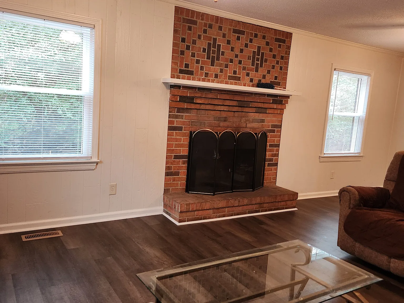 3 bed, 1949 sqft, $1,800 — Photo 4