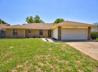9100 Sun Country Dr, Oklahoma City, OK 73130