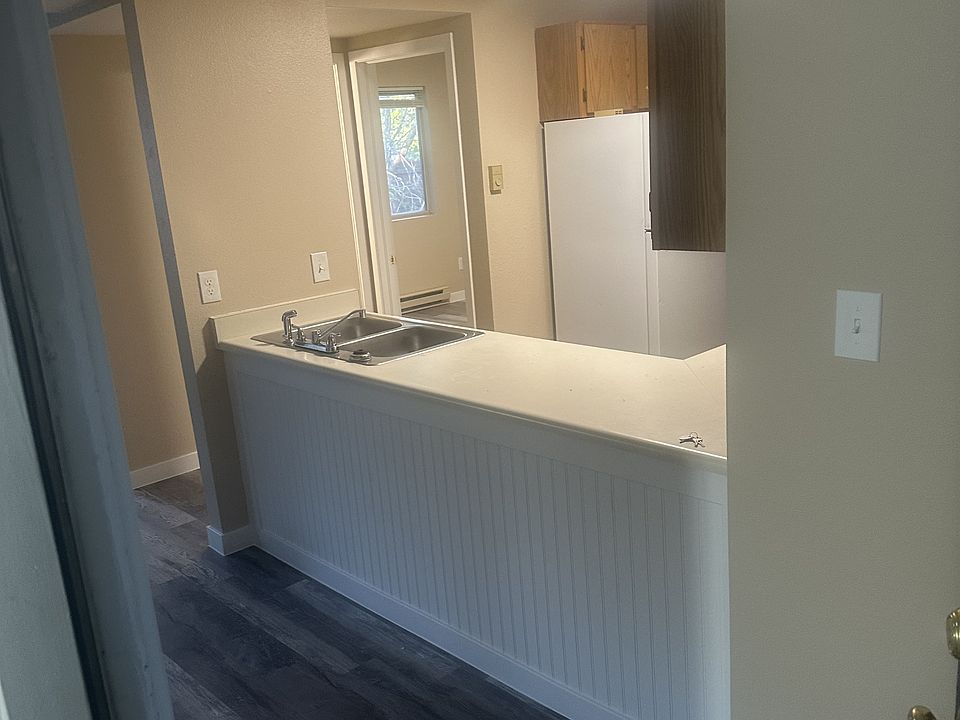 1st image of 4531 Boardwalk Dr #U-05