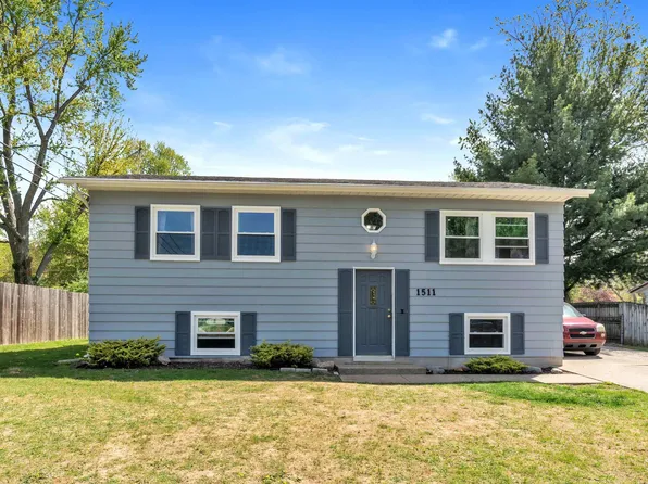 1511 Mac Pherson Dr, New Haven, IN 46774