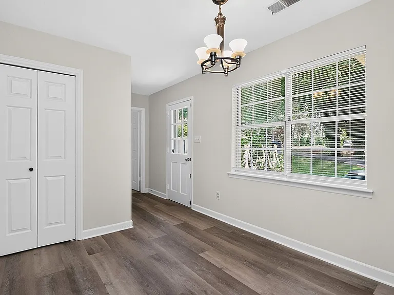 101 Cabell Way — Photo 12
