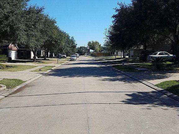 5th image of 5718 Wandering Creek Dr
