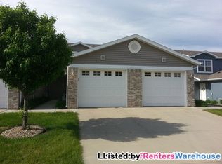 483 Pointe Ct SW, Rochester, MN 55902