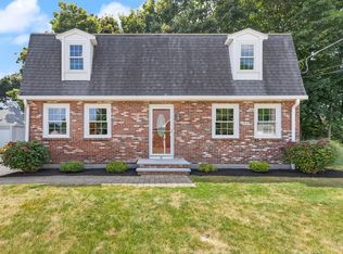 19 Brookfield Rd, Norwood, MA 02062