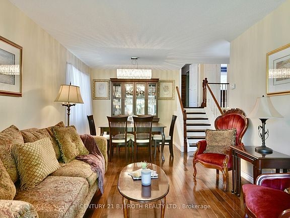 3rd image of 31 Harwood Dr