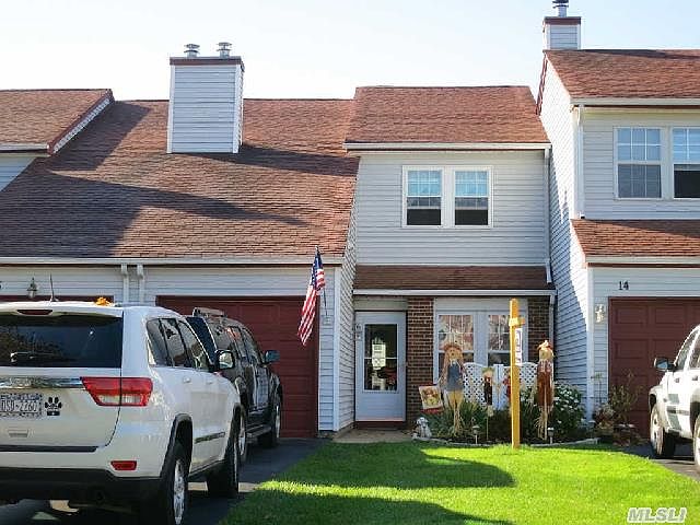 1st image of 15 Delaware Ct
