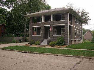 607 S Lynn St, Champaign, IL