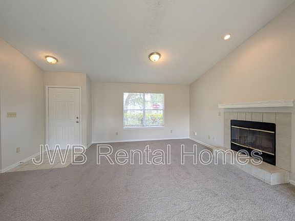 5th image of 2358 Scanlon Dr