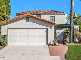 832 Links View Dr, Simi Valley, CA 93065