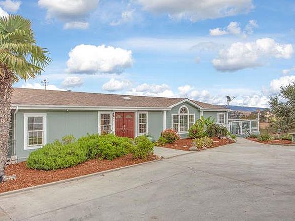 4th image of 17450 Chesbro Lake Dr