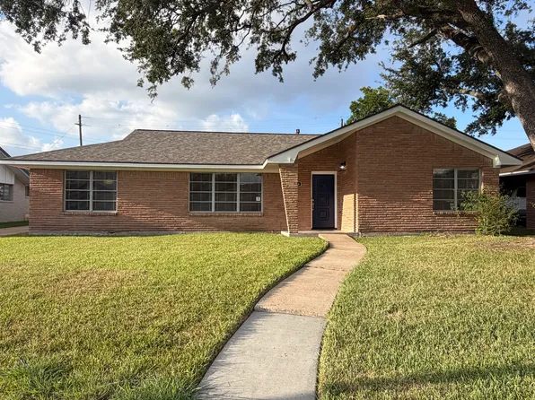 4146 Martinshire Dr, Houston, TX 77025