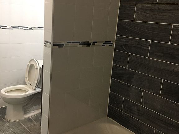 4th image of 16511 119th Ave