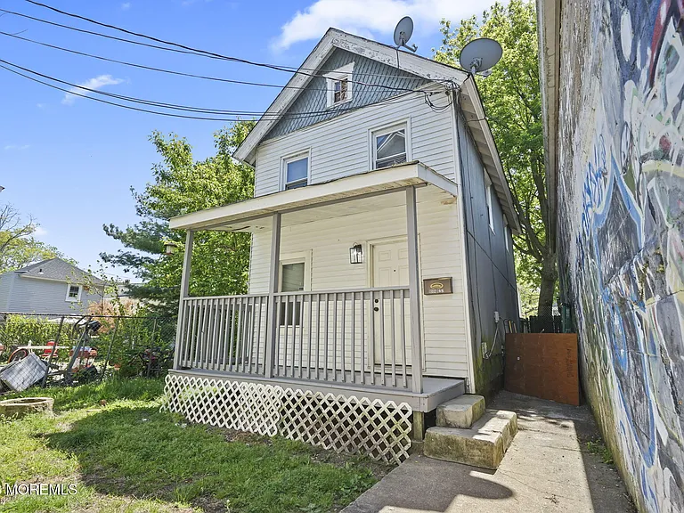 1006 Sewall Ave #3 — Photo 2