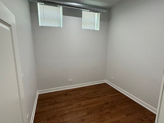 5th image of 1444 W Erie St APT 1a