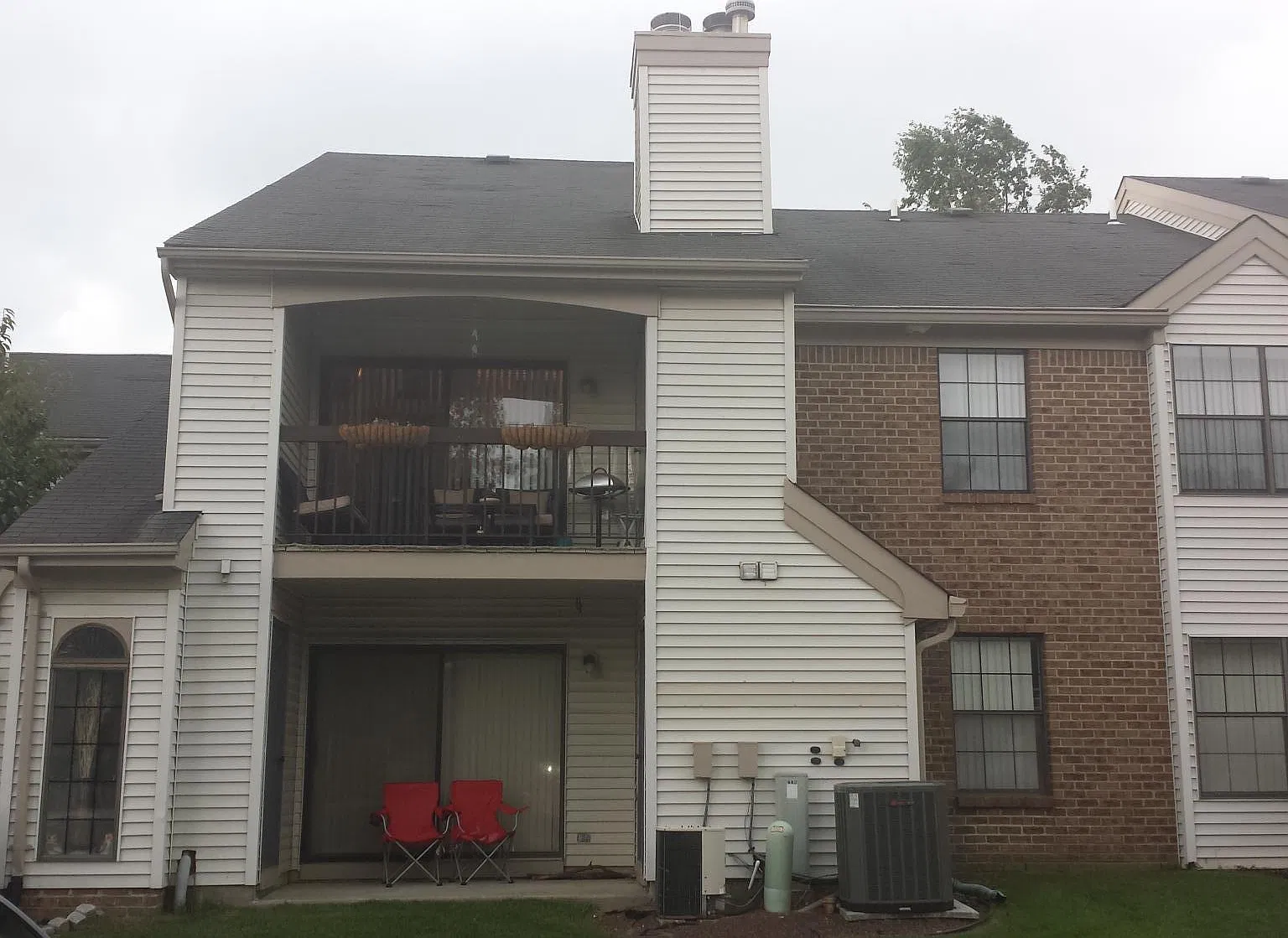 3 bed, $2,700 — Photo 1