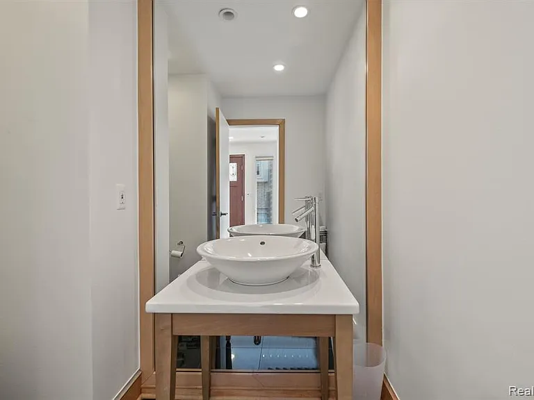 2380 Walnut Lake Rd — Photo 20