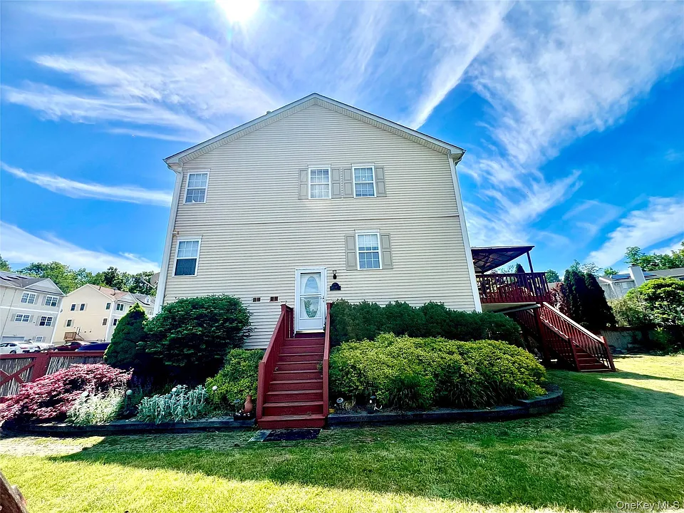 60 Peach Pl