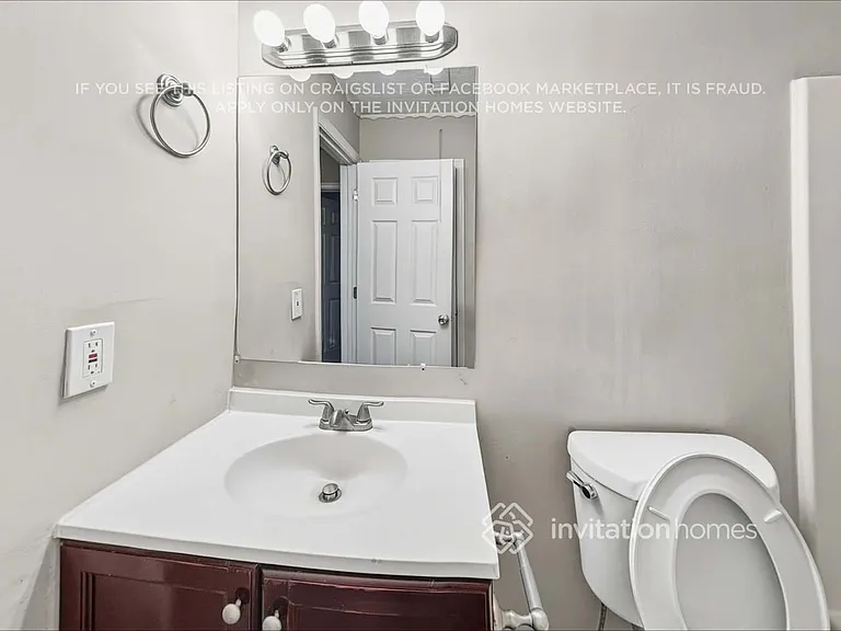 3813 Willow Tree Cir — Photo 17