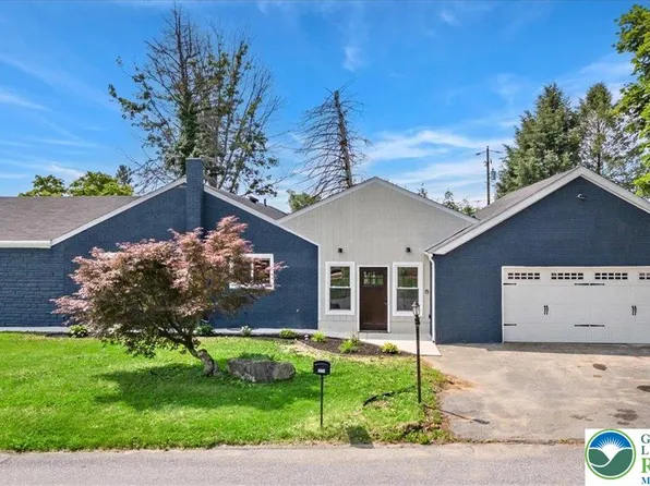 2934 Roosevelt St, Bethlehem, PA 18020