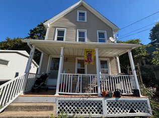 271 Crystal Ave, New London, CT 06320