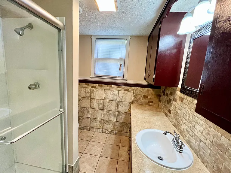 1305 Overlook Dr — Photo 22