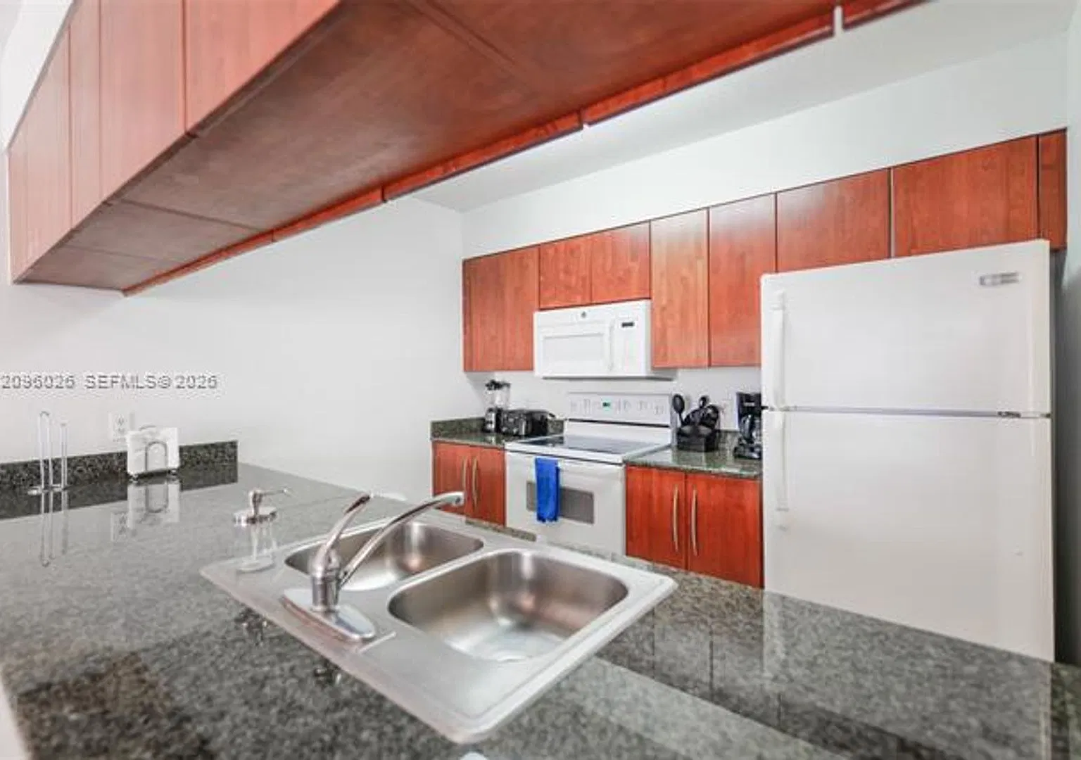 1200 Brickell Bay Dr cu-1720, Miami, FL 33131 — Photo 4