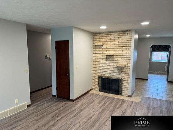 2nd image of 2410 S 84th St