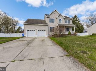 6 Elizabeth Ct, Mount Holly, NJ 08060