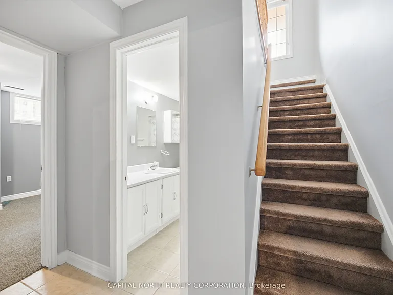 126 Marsellus Dr — Photo 24