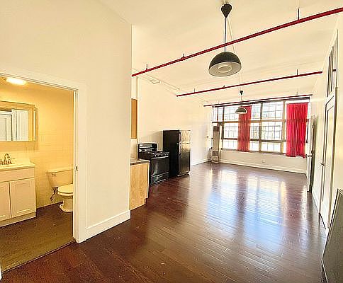 5th image of 248 McKibben St #19GV
