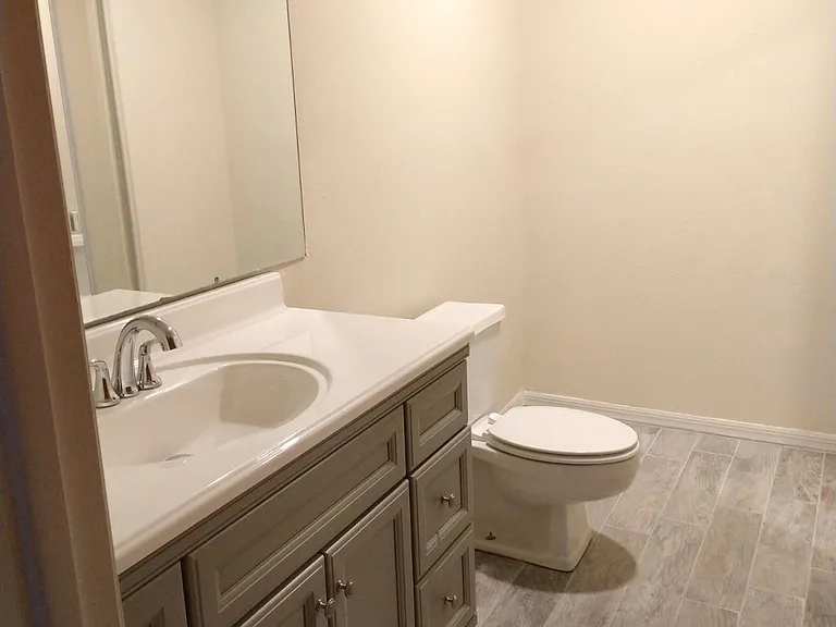 13706 Sweetwater Cove Pl — Photo 12