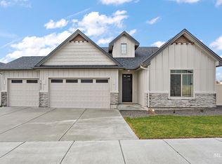 1827 N Black Elm Ln, Star, ID 83669